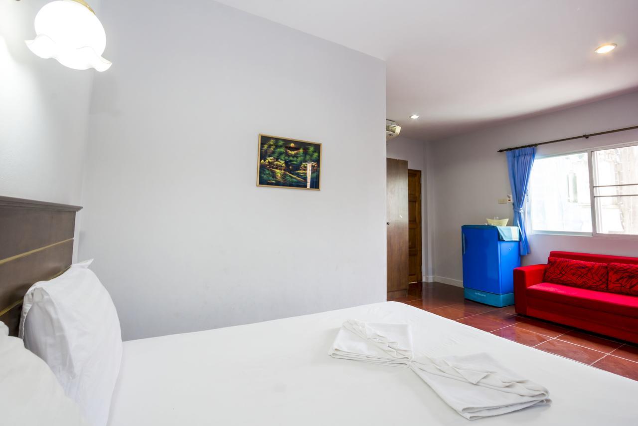 191Inn Patong Esterno foto